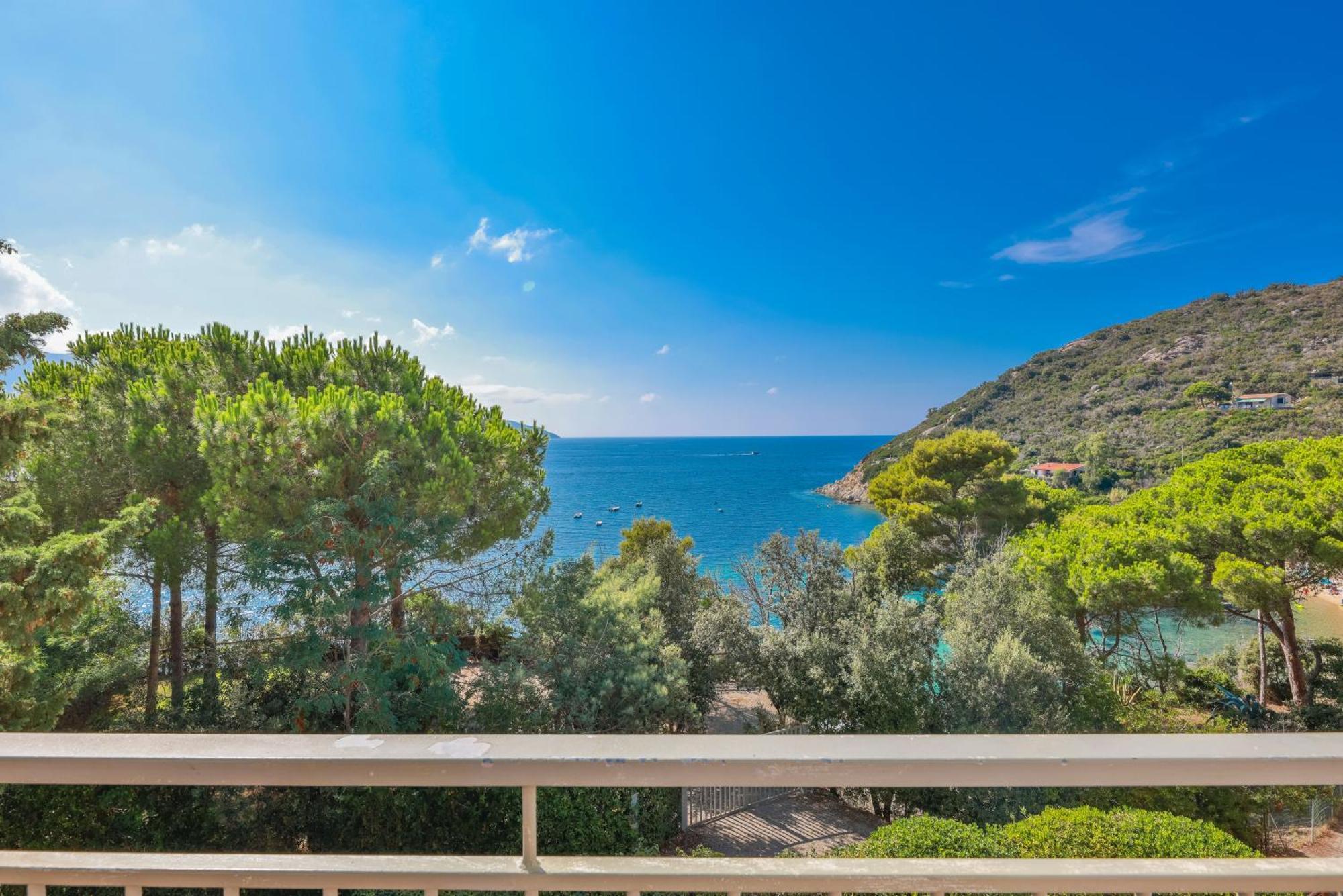 Апартаменты La Terrazza Sul Forno - Goelba Портоферрайо Экстерьер фото